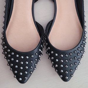 Spiked Flats